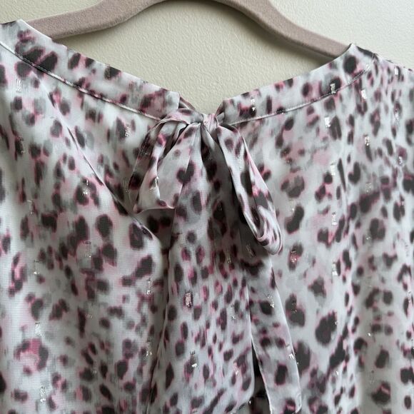 Talbots Womens Shirt Blouse White Pink Leopard Animal Tie Neck Size Medium - Picture 5 of 5